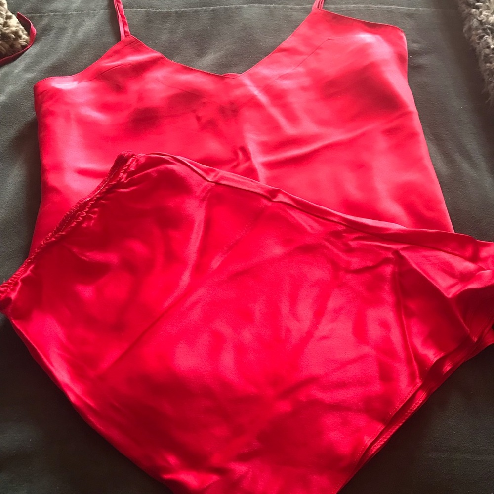 2 pc nightwear/ silk / like new